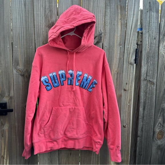 SUPREME 